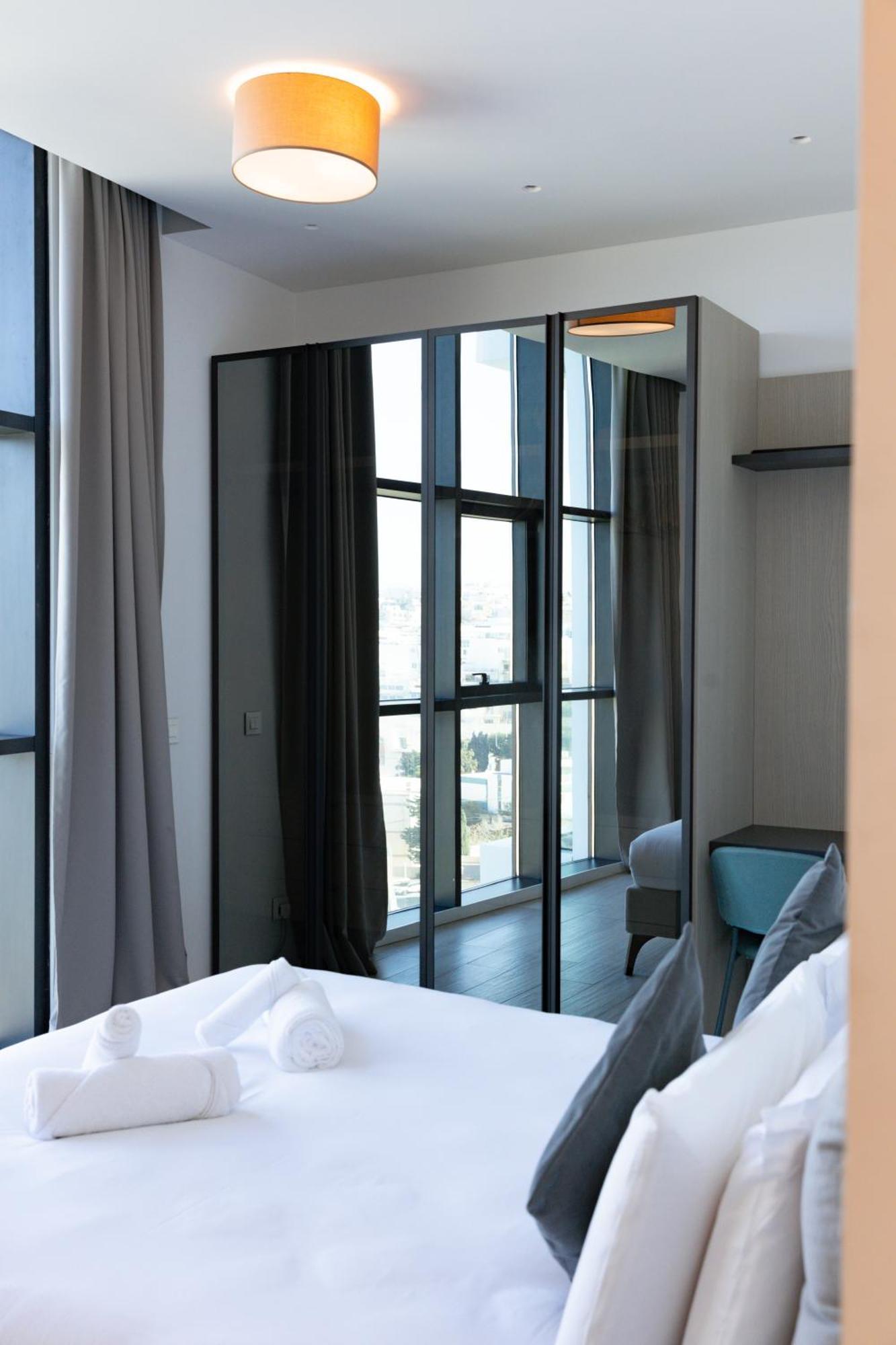Modern Apartment In The Center Of St Julians By Arcobnb Saint Julian's Luaran gambar